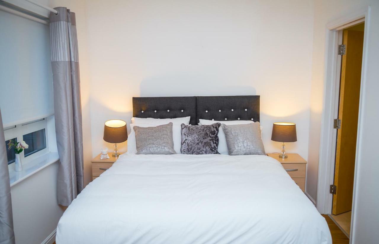 Luxuriant Apartments نورث هامبتون المظهر الخارجي الصورة